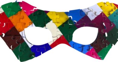 Cintia Abravanel é destaque na exposição de máscaras Histórias de Carnaval